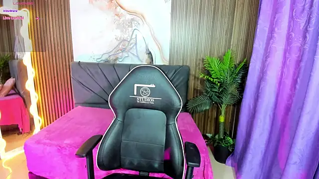 NEFTIS TAY online show from July 16, 2026, 7:31 pm