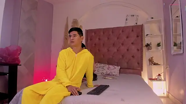 ROUS AND ARLEY online show from February 5, 2026, 12:21 pm