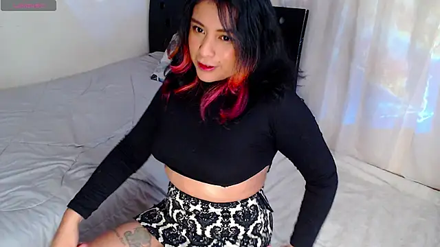 laury moon online show from February 10, 2026, 4:55 pm