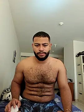 Snapshot of KLEYTON33 chatting on February 25, 2026, 2:27 pm KLEYTON33 online show from February 25, 2026, 2:27 pm