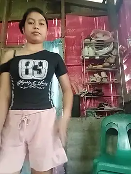 Snapshot of Heavens_night04 chatting on February 23, 2026, 4:32 am Heavens night04 online show from February 23, 2026, 4:32 am