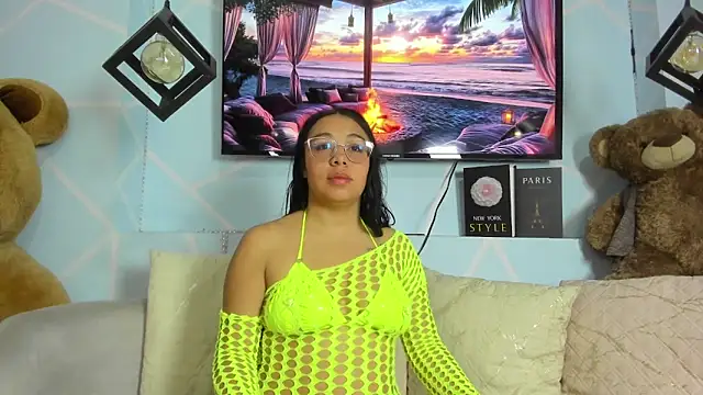 Snapshot of amy_noa chatting on March 3, 2026, 12:28 am amy noa online show from March 3, 2026, 12:28 am