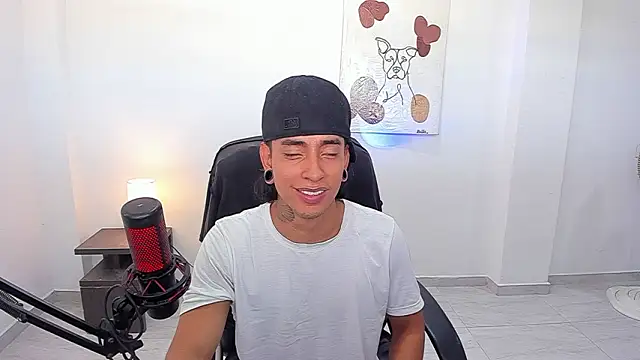 paisa hotx online show from February 22, 2026, 7:01 pm