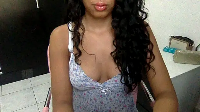 BaddieGirl199 online show from April 14, 2026, 8:15 pm