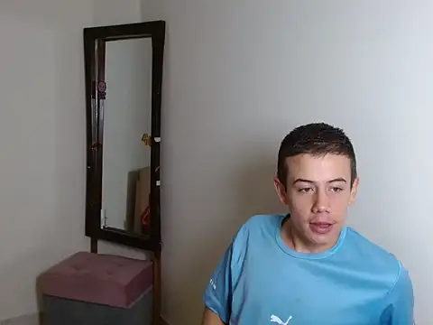 Snapshot of jac0b_x chatting on February 5, 2026, 4:17 am jac0b x online show from February 5, 2026, 4:17 am