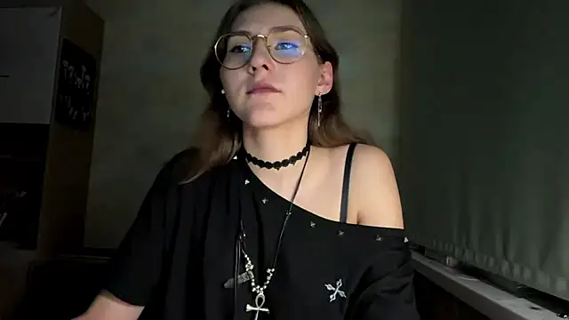 Miaaa Moon online show from July 16, 2026, 8:15 pm