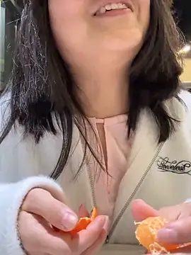 xinxin201201 online show from April 1, 2026, 10:49 am