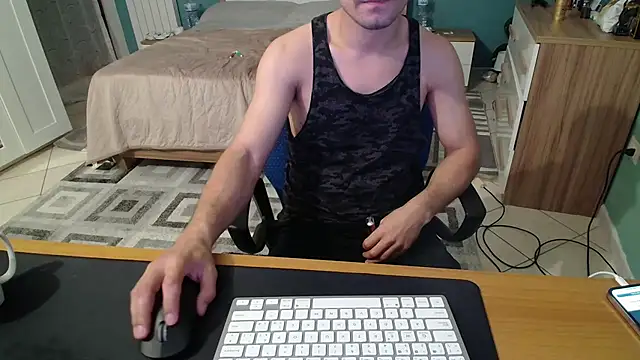 alessand180521 online show from January 31, 2026, 9:46 pm