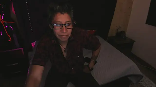 Kali Panther online show from March 31, 2026, 7:58 pm