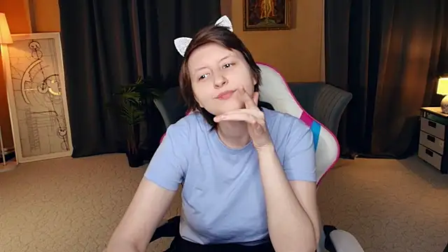 CarenSamele online show from February 9, 2026, 10:19 am