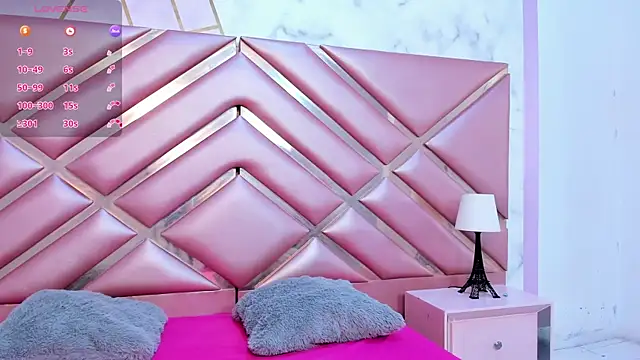 LauraRoot online show from February 13, 2026, 11:39 am