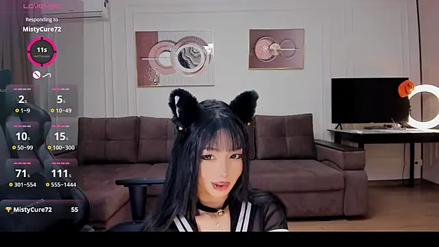 dionlee9 online show from April 10, 2026, 1:49 pm