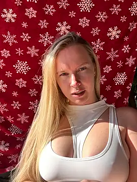 Ellie-rosee online show from March 2, 2026, 7:15 am