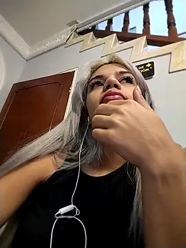 Snapshot of AlanaHouston chatting on February 28, 2026, 12:28 pm AlanaHouston online show from February 28, 2026, 12:28 pm