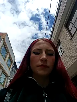 im scarlett18x online show from February 18, 2026, 5:53 pm