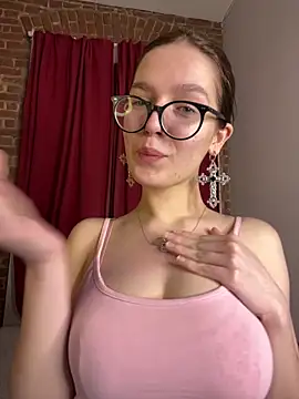 Snapshot of MyKittySayMeow chatting on February 22, 2026, 9:24 pm MyKittySayMeow online show from February 22, 2026, 9:24 pm