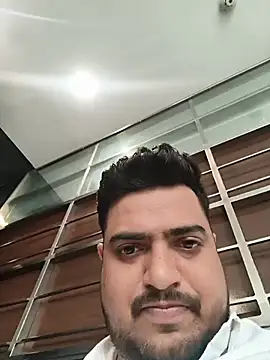 hunterkingshan online show from July 14, 2026, 8:41 am