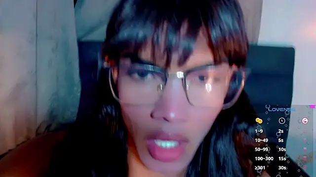 Snapshot of Karol_Vanessa__ chatting on February 10, 2026, 3:21 am Karol Vanessa online show from February 10, 2026, 3:21 am