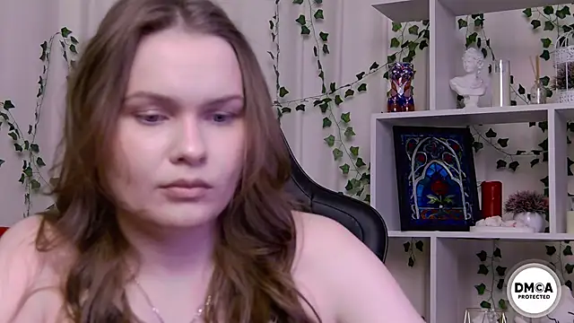 Kate mermaid online show from February 12, 2026, 1:44 am