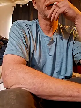 sexy hottie guy online show from May 10, 2026, 3:17 pm