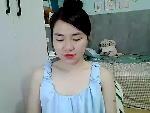 Amy8386 online show from April 11, 2026, 3:44 am