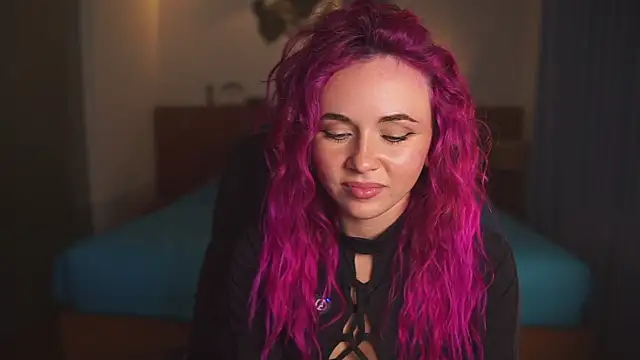 Sarah Pink online show from May 28, 2026, 2:14 pm