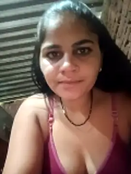 Snapshot of Nisha_011 chatting on February 8, 2026, 5:11 am Nisha 011 online show from February 8, 2026, 5:11 am