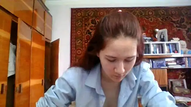 NickiKisinger online show from April 4, 2026, 5:27 am