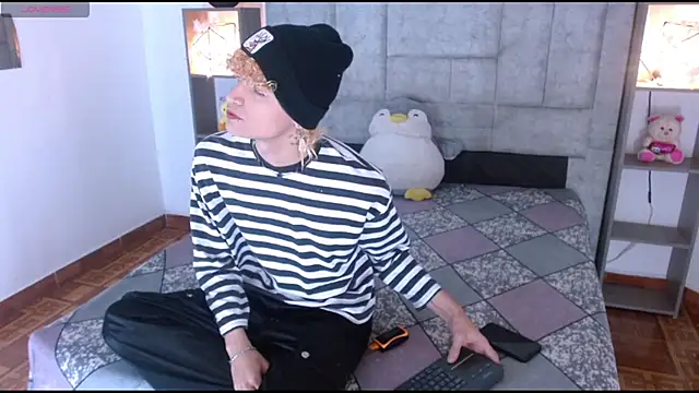 Snapshot of lucke_collins22 chatting on February 7, 2026, 7:01 am lucke collins22 online show from February 7, 2026, 7:01 am