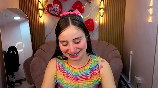 Snapshot of Ariana18_b chatting on February 20, 2026, 12:38 pm Ariana18 b online show from February 20, 2026, 12:38 pm