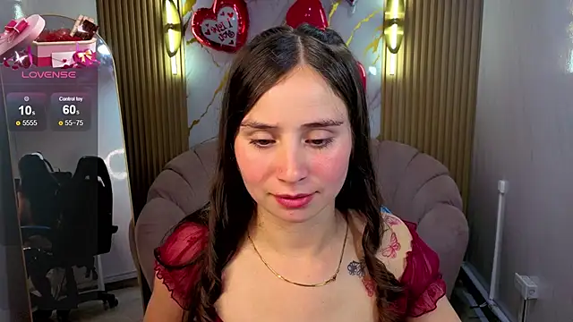 Snapshot of Ariana18_b chatting on February 21, 2026, 12:50 pm Ariana18 b online show from February 21, 2026, 12:50 pm