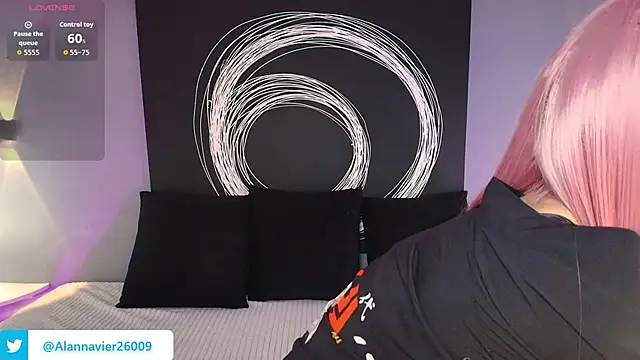 Snapshot of AlannaViera chatting on February 21, 2026, 11:44 am AlannaViera online show from February 21, 2026, 11:44 am