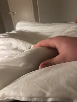 Snapshot of siisidjfjfjdj chatting on February 28, 2026, 5:41 am siisidjfjfjdj online show from February 28, 2026, 5:41 am