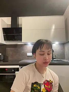 Snapshot of Just-Lilly chatting on July 12, 2026, 10:12 pm Just-Lilly online show from July 12, 2026, 10:12 pm