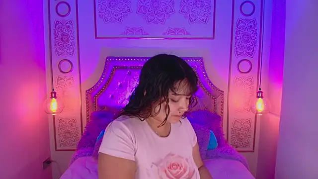 Snapshot of Honny_Blaice_ chatting on February 25, 2026, 11:42 am Honny Blaice online show from February 25, 2026, 11:42 am