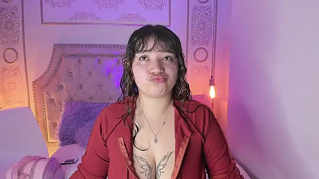 Honny Blaice  online show from March 23, 2026, 12:31 pm