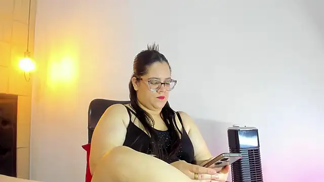 RousMature online show from March 18, 2026, 8:12 pm