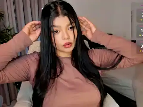 Snapshot of moonhelen chatting on February 4, 2026, 3:12 am moonhelen online show from February 4, 2026, 3:12 am