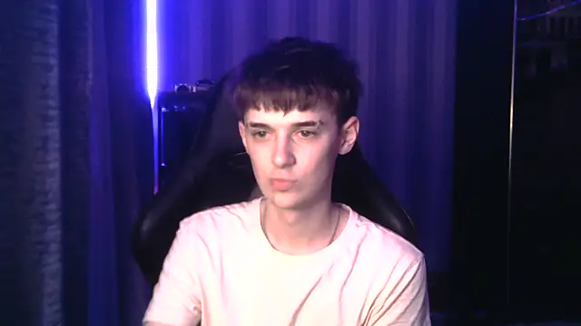 Sweet Dude online show from March 3, 2026, 9:42 pm