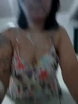 Snapshot of Dafne_77 chatting on April 3, 2026, 10:02 am Dafne 77 online show from April 3, 2026, 10:02 am