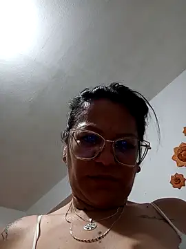 Snapshot of Dafne_77 chatting on April 5, 2026, 12:02 pm Dafne 77 online show from April 5, 2026, 12:02 pm