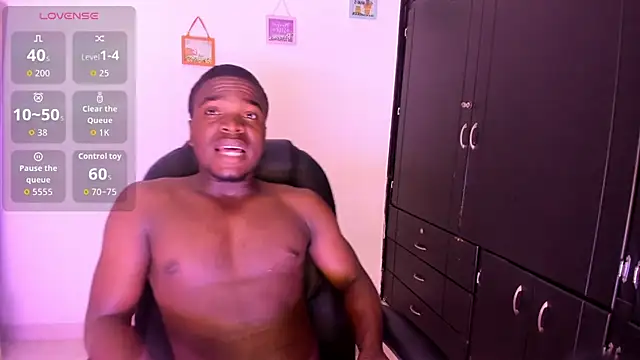 Snapshot of Ben_Castro_ chatting on February 17, 2026, 8:37 pm Ben Castro online show from February 17, 2026, 8:37 pm