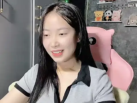 Linne6789 online show from April 3, 2026, 2:26 pm