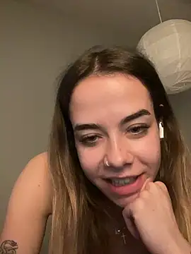 Snapshot of JulietSugar chatting on April 7, 2026, 8:20 pm JulietSugar online show from April 7, 2026, 8:20 pm