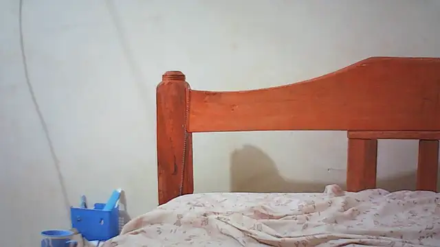 Snapshot of DontTellYourWife chatting on February 22, 2026, 12:34 am DontTellYourWife online show from February 22, 2026, 12:34 am