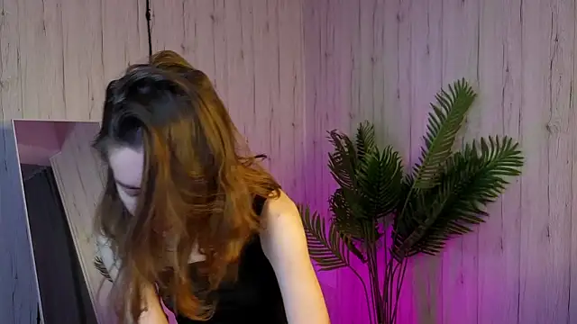 Snapshot of KristineValbuena chatting on February 24, 2026, 1:14 am KristineValbuena online show from February 24, 2026, 1:14 am