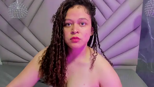 Snapshot of IrinaVoshh_ chatting on February 13, 2026, 7:21 pm IrinaVoshh online show from February 13, 2026, 7:21 pm