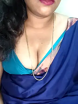 Snapshot of Chinnima143 chatting on February 12, 2026, 4:46 pm Chinnima143 online show from February 12, 2026, 4:46 pm