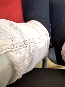 Snapshot of Castrol1289 chatting on February 13, 2026, 7:37 am Castrol1289 online show from February 13, 2026, 7:37 am