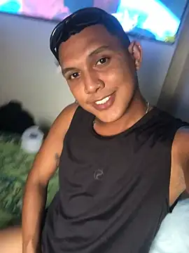 Snapshot of _Usher chatting on March 1, 2026, 9:28 pm Usher online show from March 1, 2026, 9:28 pm